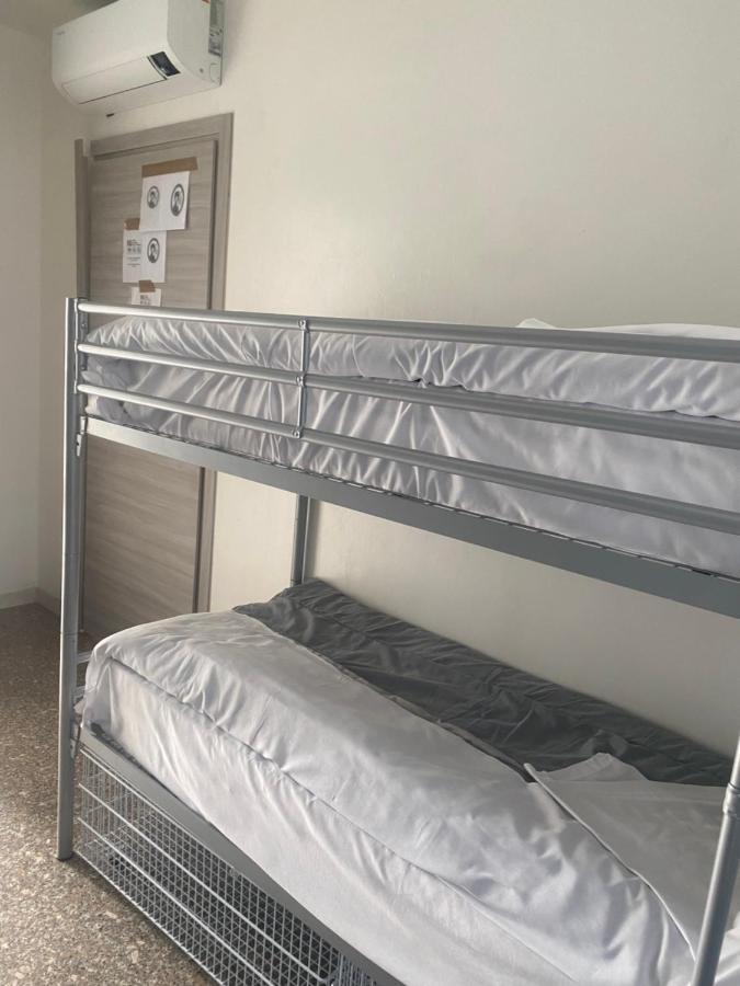 Litera en habitación compartida - Solo mujeres